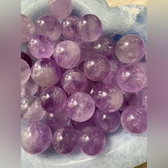 One Mini Amethyst Sphere Mini Carving Crystal Ball Purple Crystal Polished - Picture 5 of 7